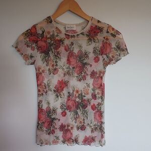 Free Kisses Sheer Mesh/Nylon Top Size S